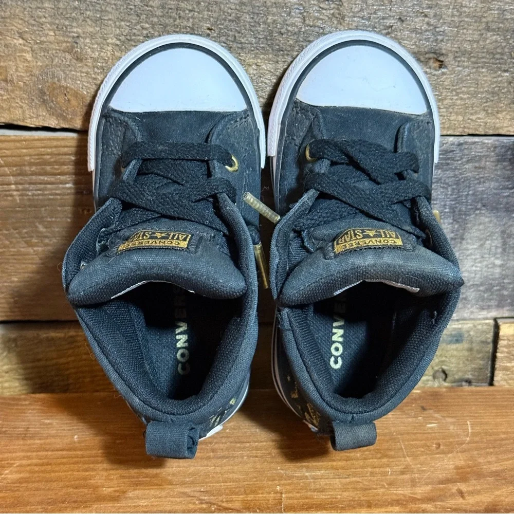 Converse Chuck Taylor All Star Toddler size‎ 7 Gold Star Canvas Street Sneakers